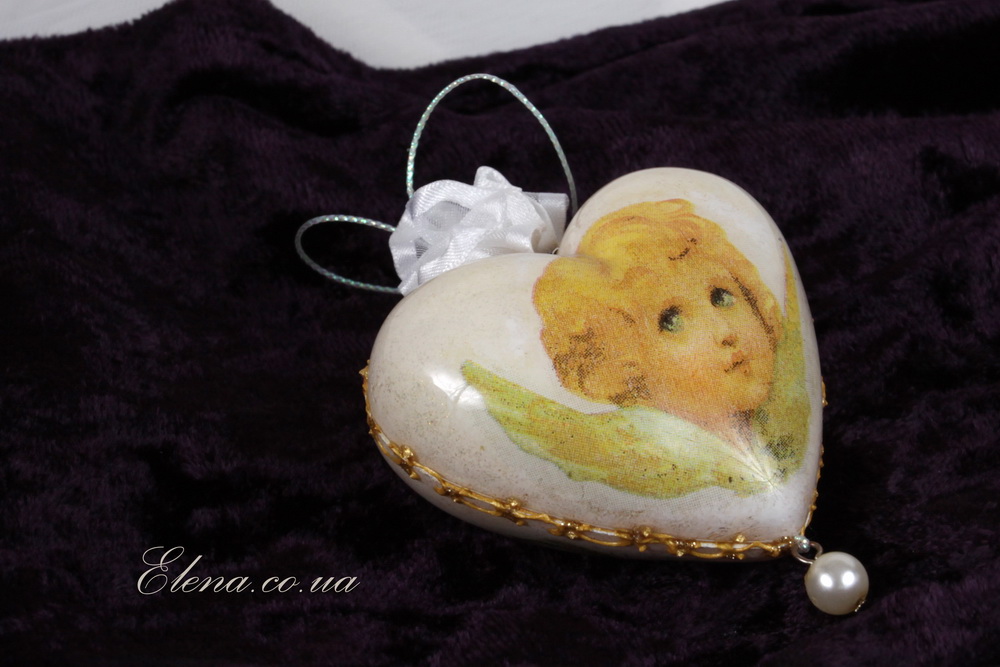 Подвеска Сердце ангела Белый