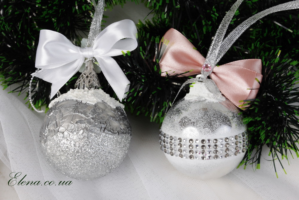 Шар Серебро